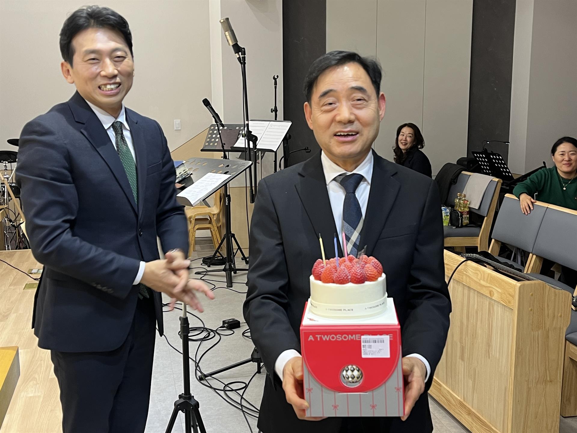 KakaoTalk_20251223_153817290_03.jpg KakaoTalk_20251223_153817290_03.jpg