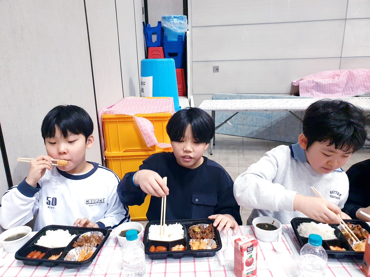 KakaoTalk_20260220_005840030_02.jpg KakaoTalk_20260220_005840030_02.jpg